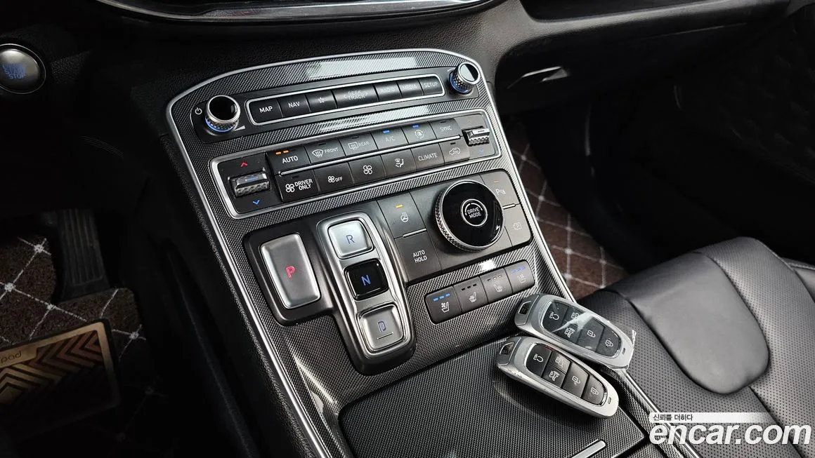 Hyundai Santafe — фото 8