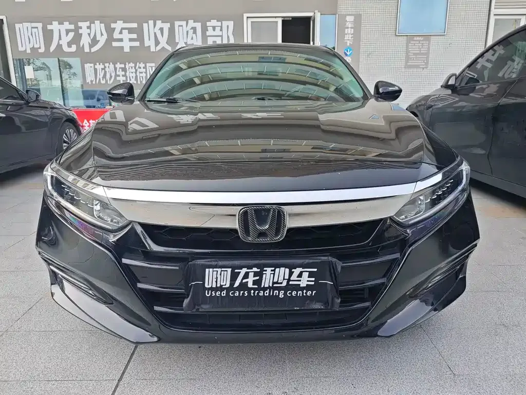 Honda Accord — фото 3