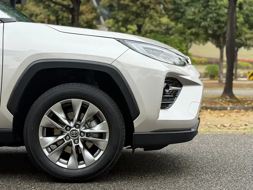 Toyota Wildlander 2025 из CN, фото 2