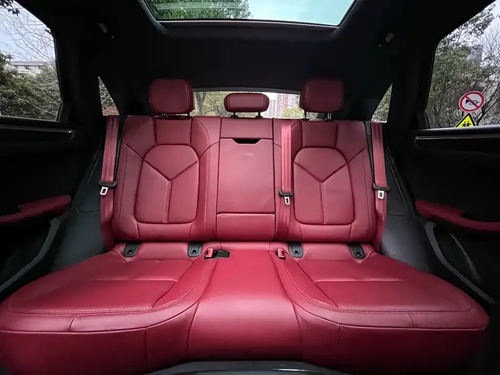 Porsche Macan 2023 из CN, фото 5
