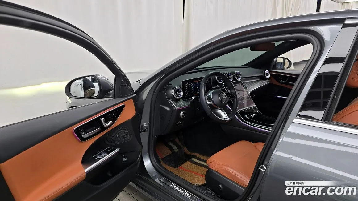 Mercedes-Benz C-Class 2023 из KR, фото 2