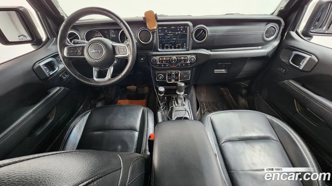Jeep Wrangler 2021 из KR, фото 5