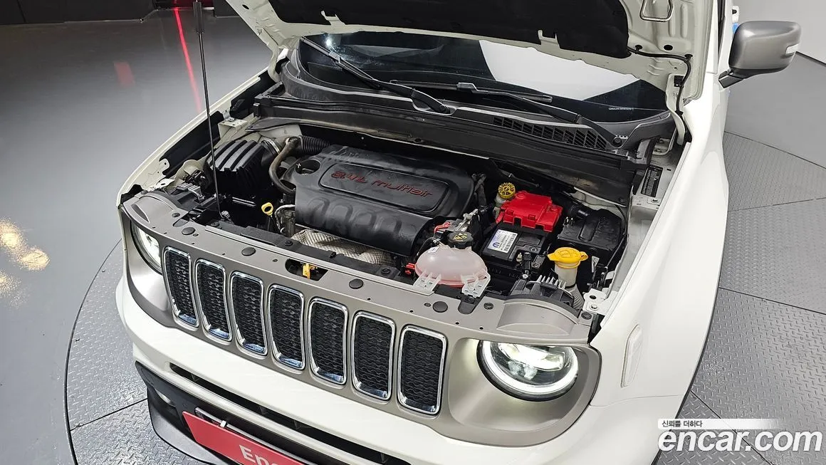 Jeep Renegade 2021 из KR, фото 10