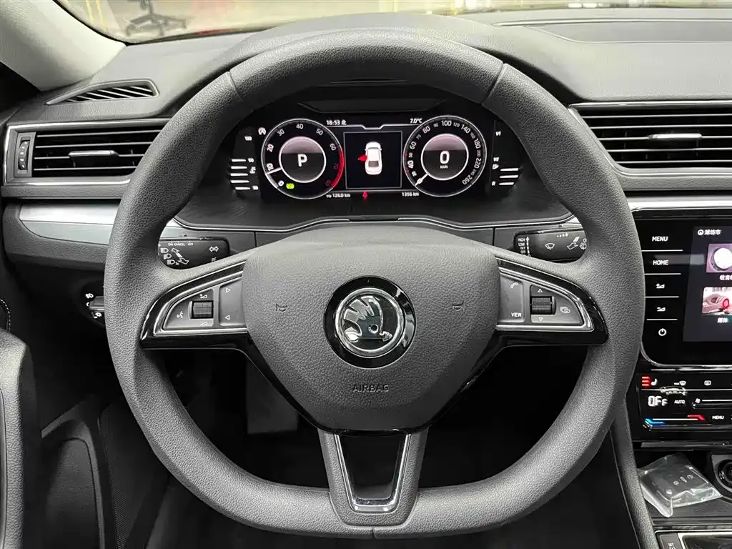 Skoda Superb 2024 из CN, фото 10