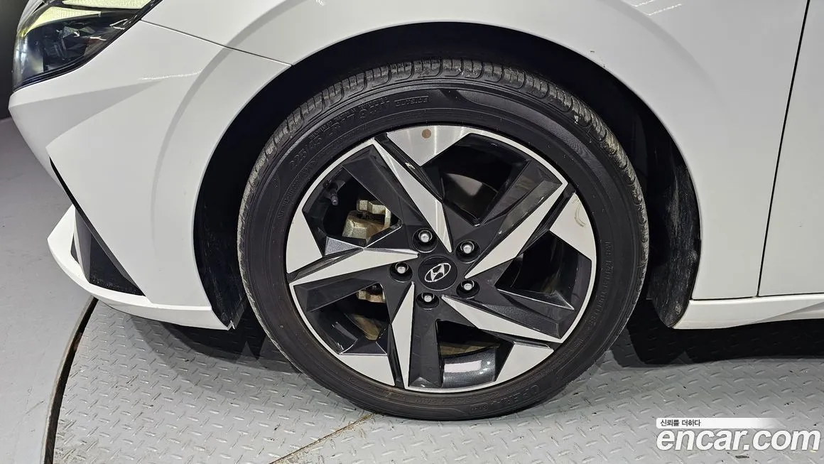Hyundai AVANTE — фото 9
