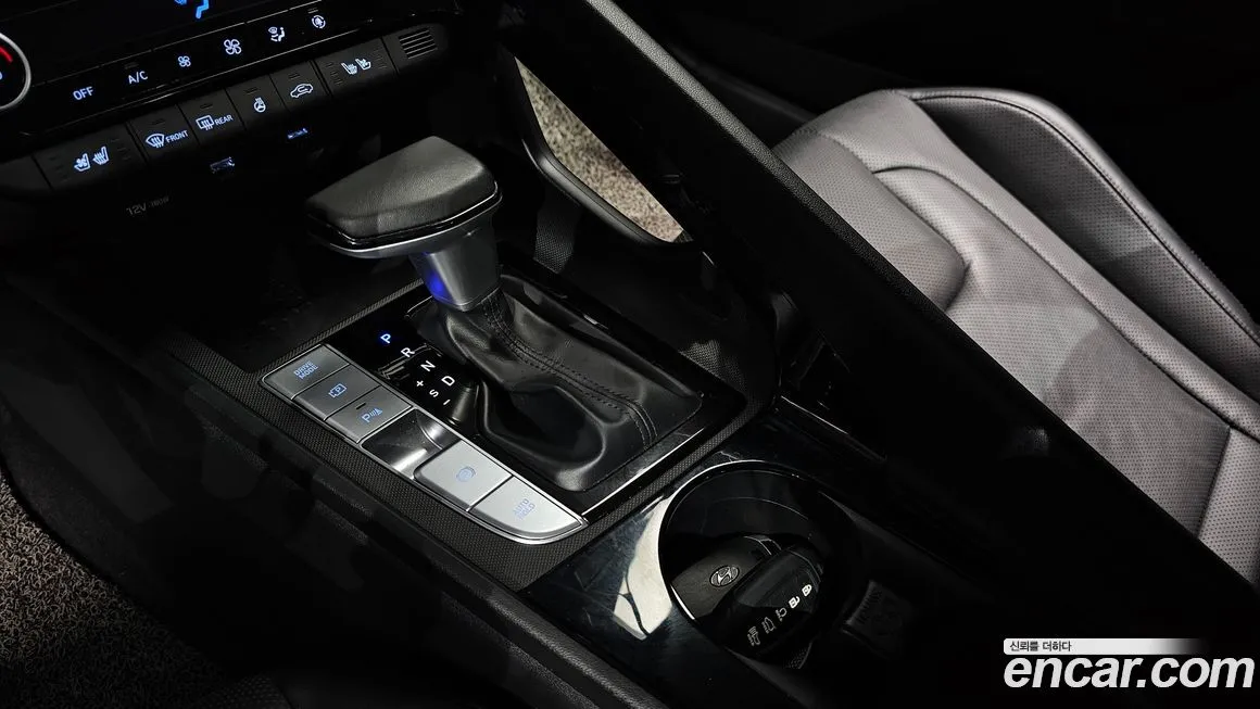 Hyundai AVANTE — фото 3