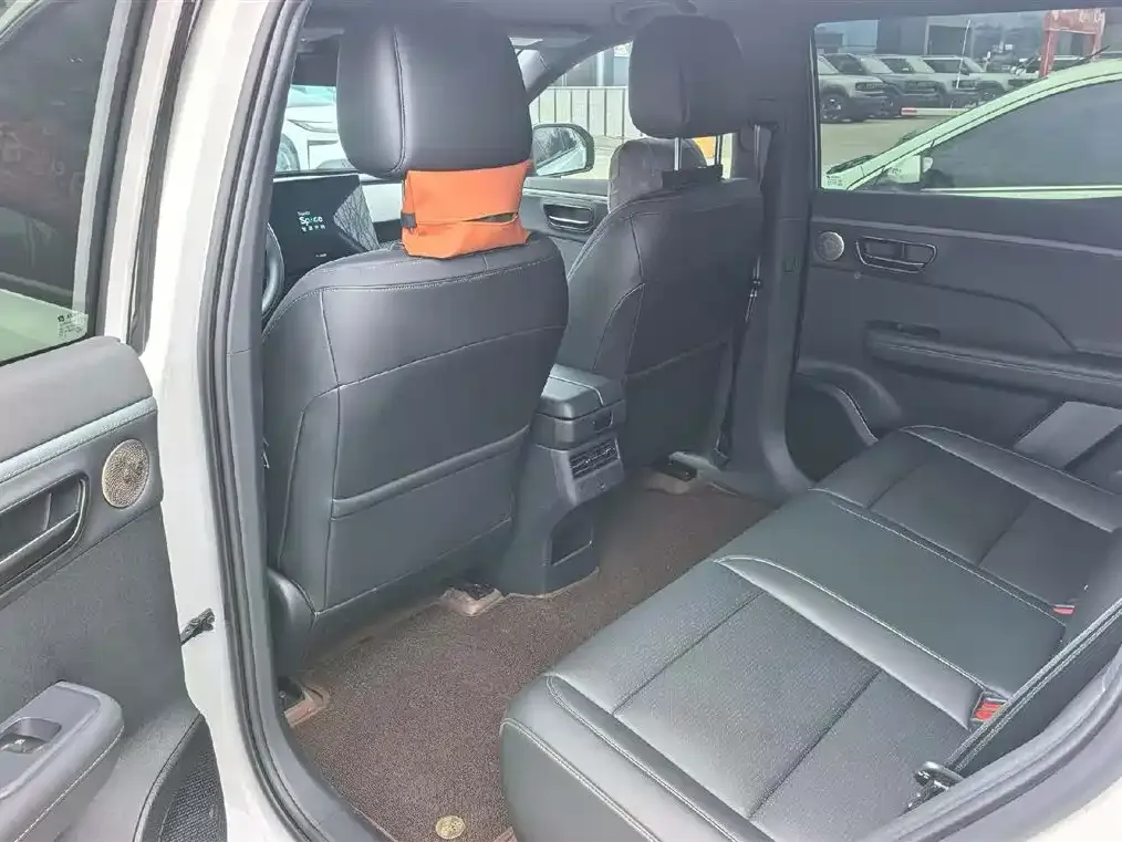 Toyota Platinum 3X 2025 из CN, фото 2
