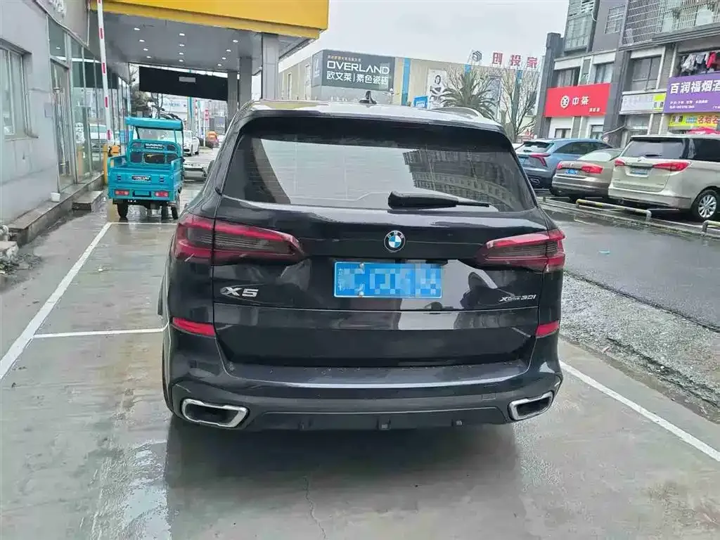 BMW X5 (Import) — фото 6
