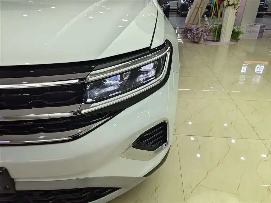 Volkswagen Talagon — фото 3