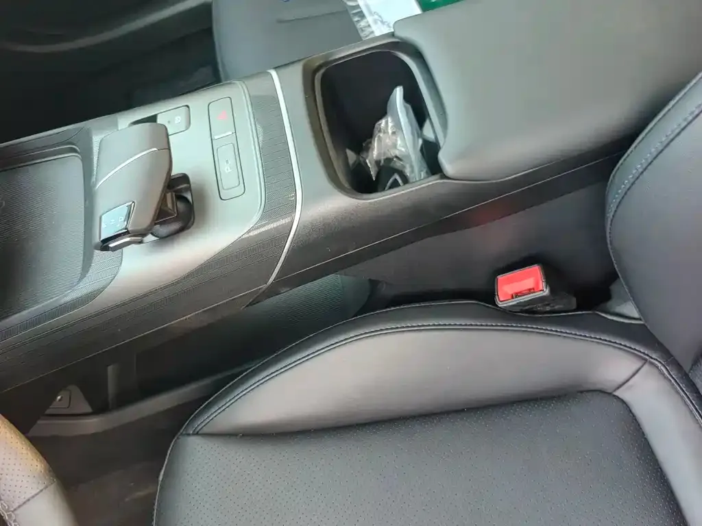 Changan Eado 2024 из CN, фото 4