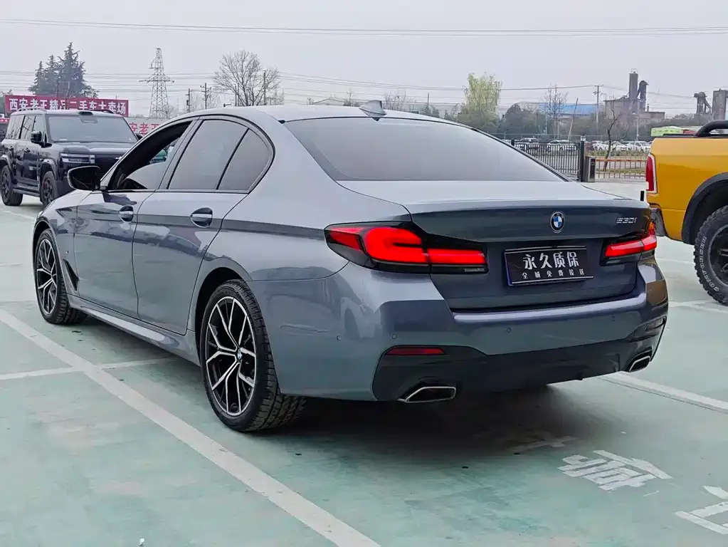 BMW 5 Series (Import) — фото 9