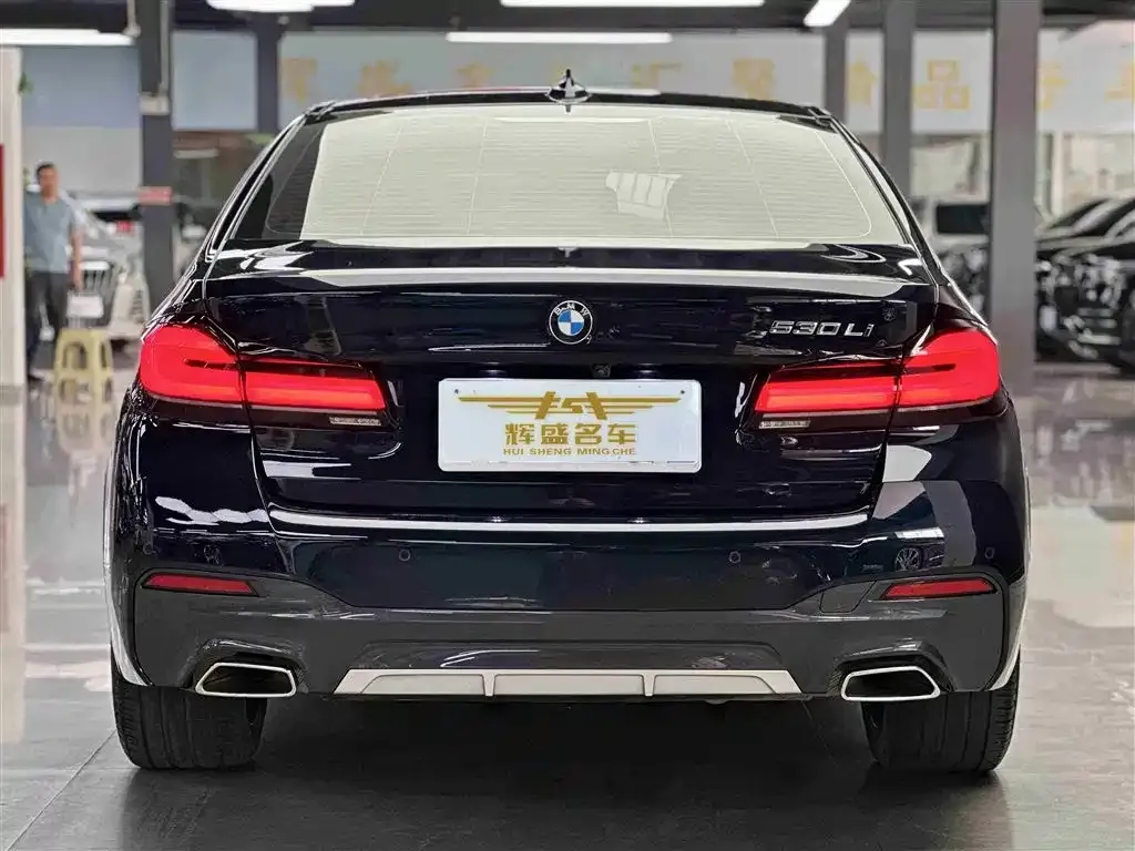 BMW 5 Series — фото 2