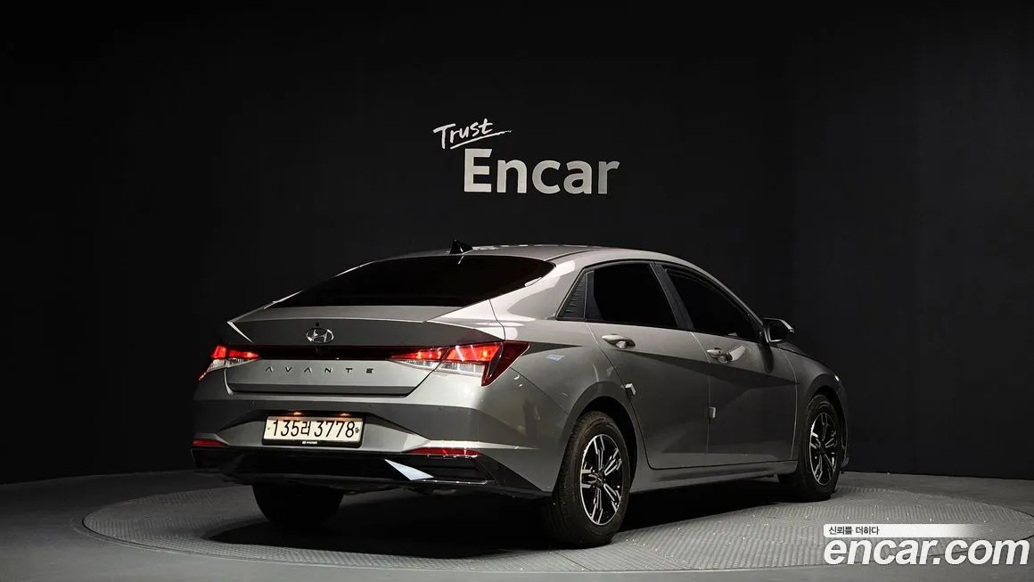 Hyundai AVANTE — фото 2