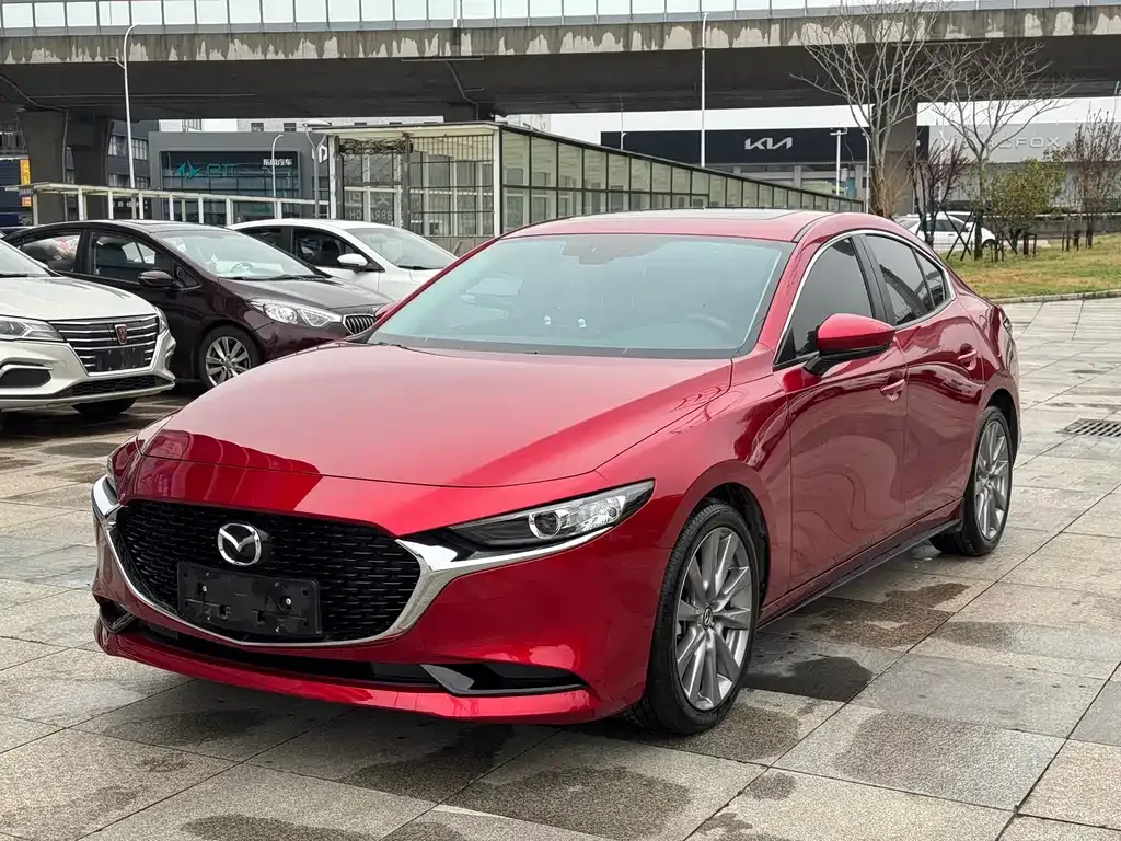 Mazda 3 Axela — фото 1