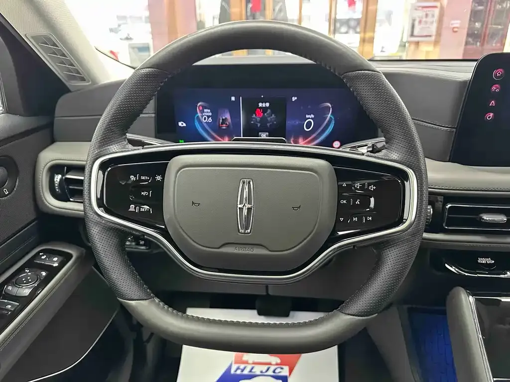 Lincoln Aviator 2024 из CN, фото 6