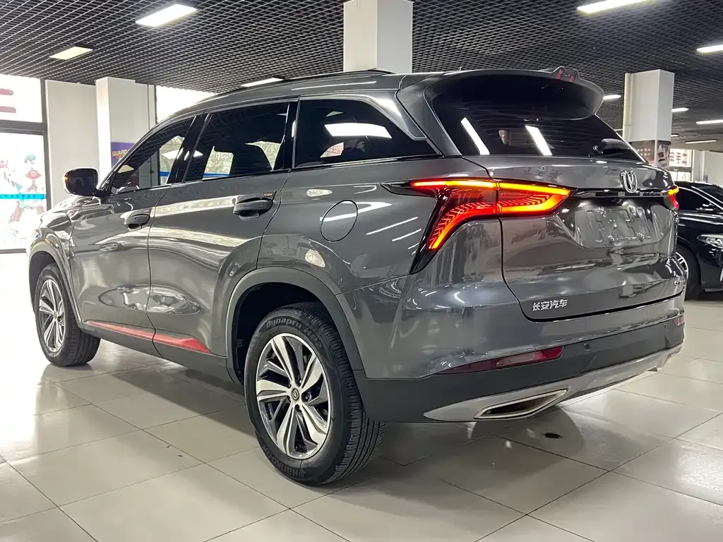 Changan CS75PLUS — фото 8