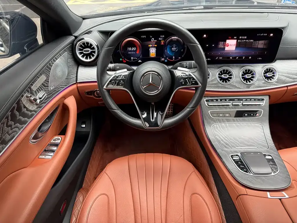 Mercedes-Benz CLS — фото 8