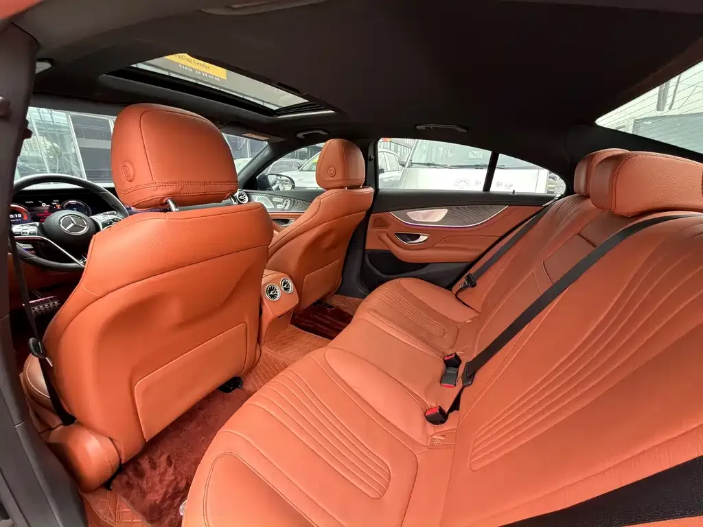 Mercedes-Benz CLS — фото 6