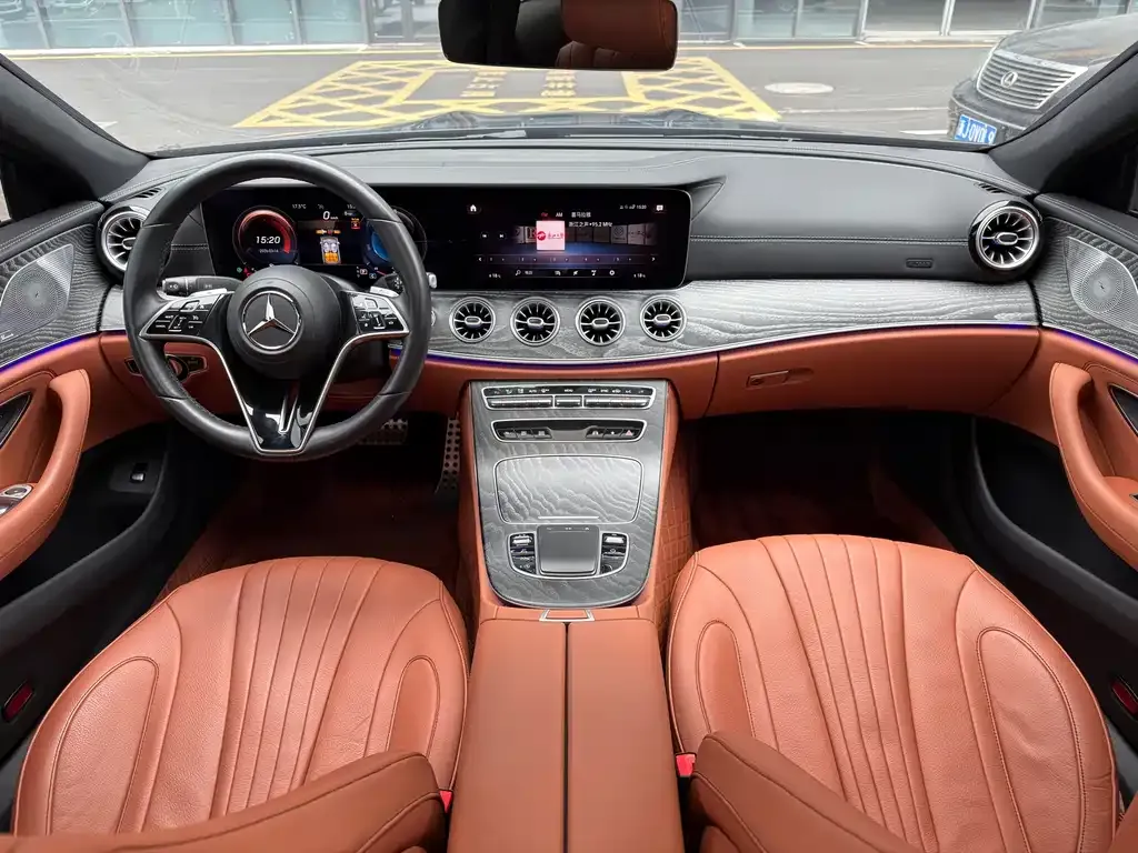 Mercedes-Benz CLS — фото 2