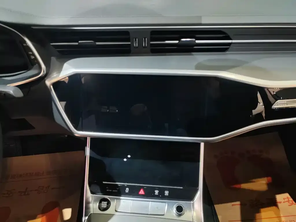 Audi A7 2021 из CN, фото 2