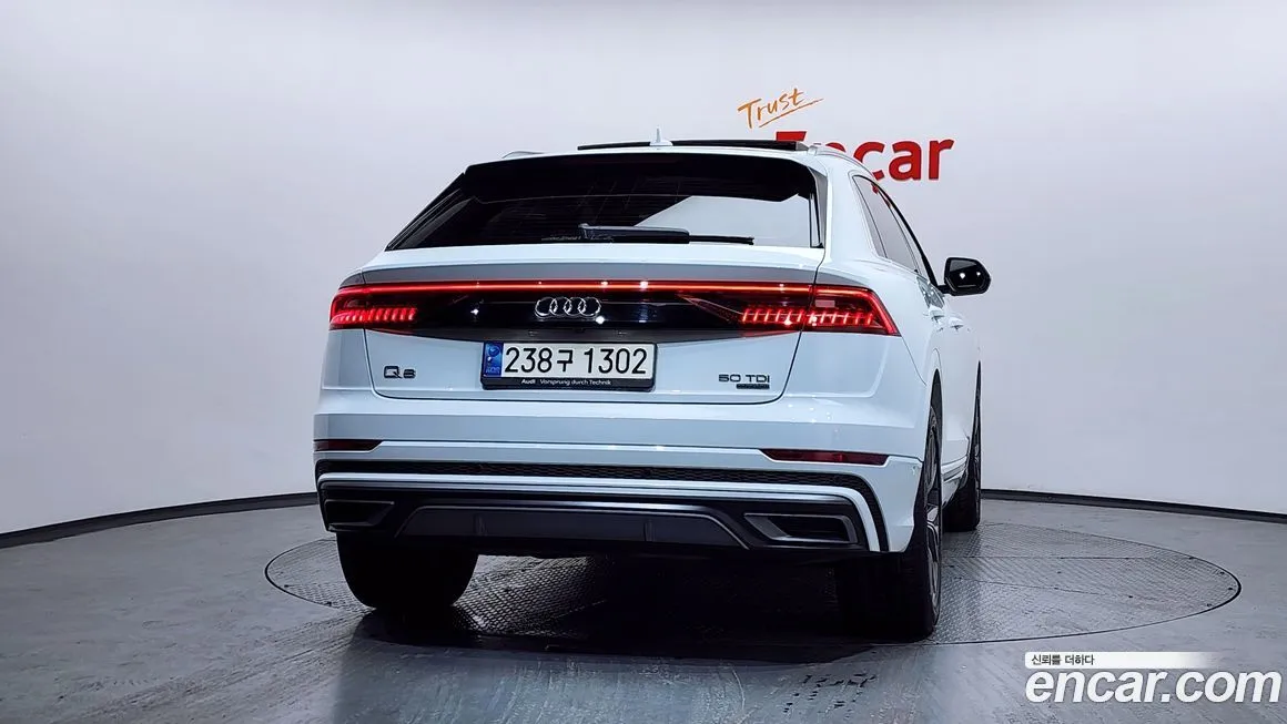 Audi Q8 2021 из KR, фото 4