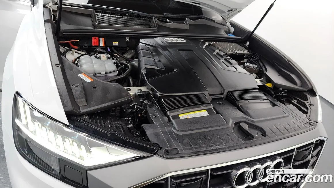 Audi Q8 2021 из KR, фото 7