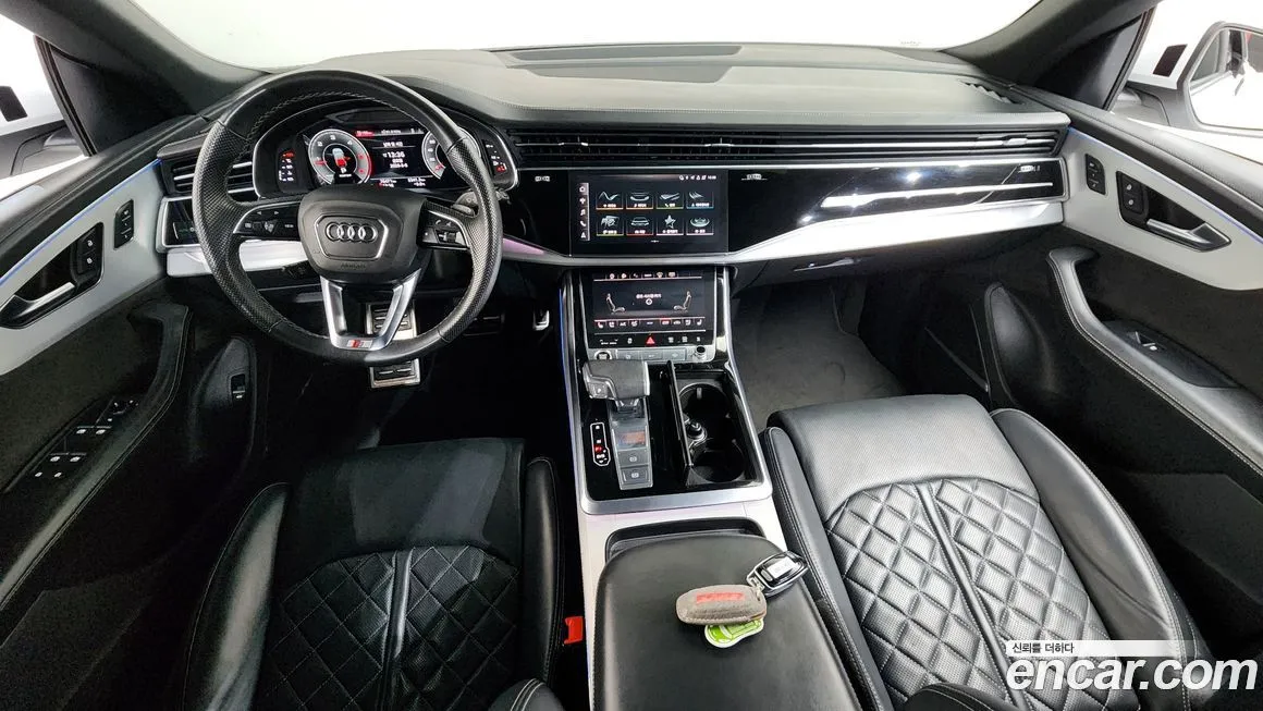Audi Q8 2021 из KR, фото 10