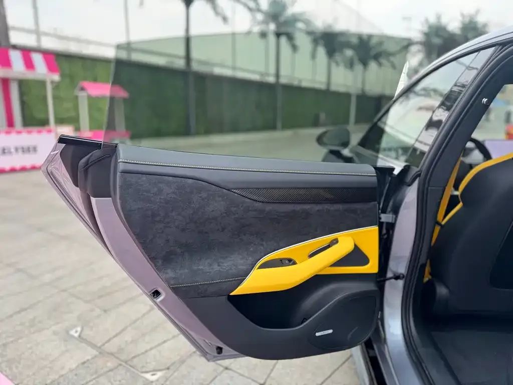 Xiaomi SU7 Ultra 2025 из CN, фото 6