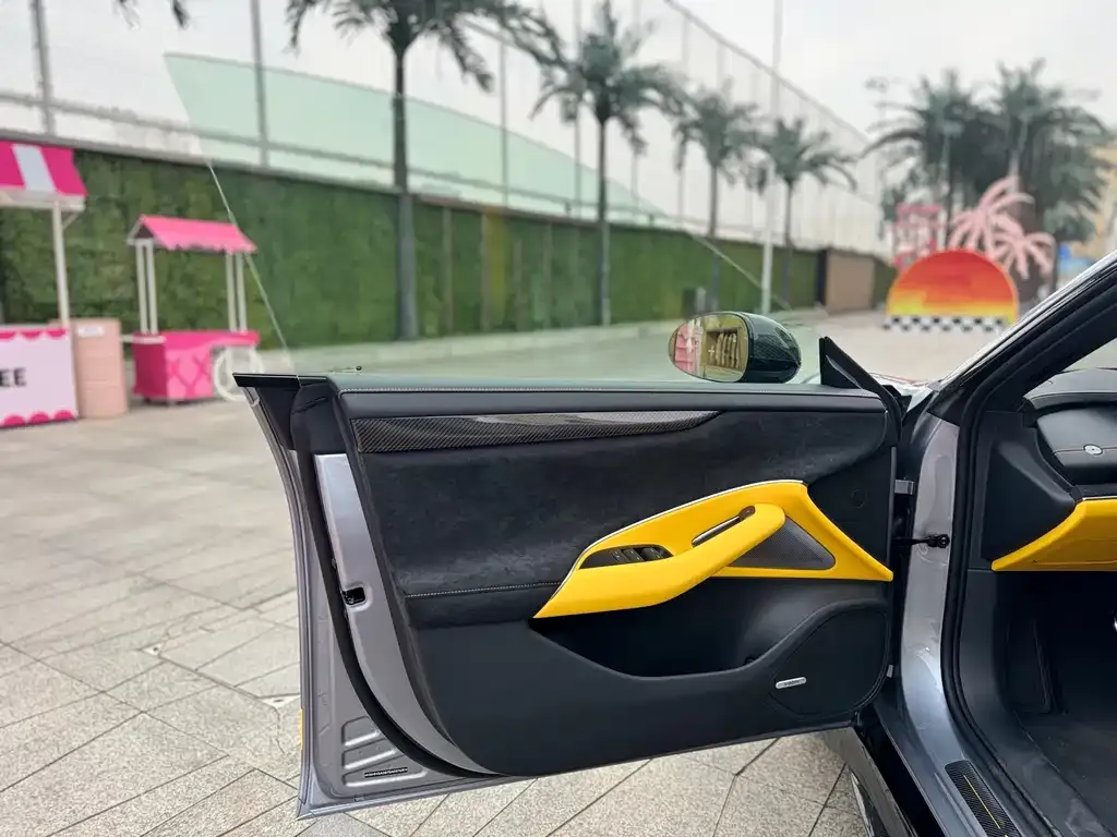 Xiaomi SU7 Ultra 2025 из CN, фото 9