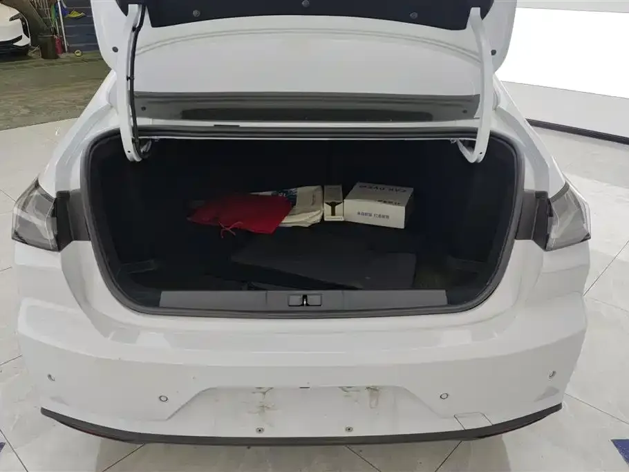 Peugeot 408 2025 из CN, фото 2