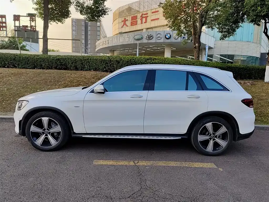Mercedes-Benz GLC 2022 из CN, фото 8