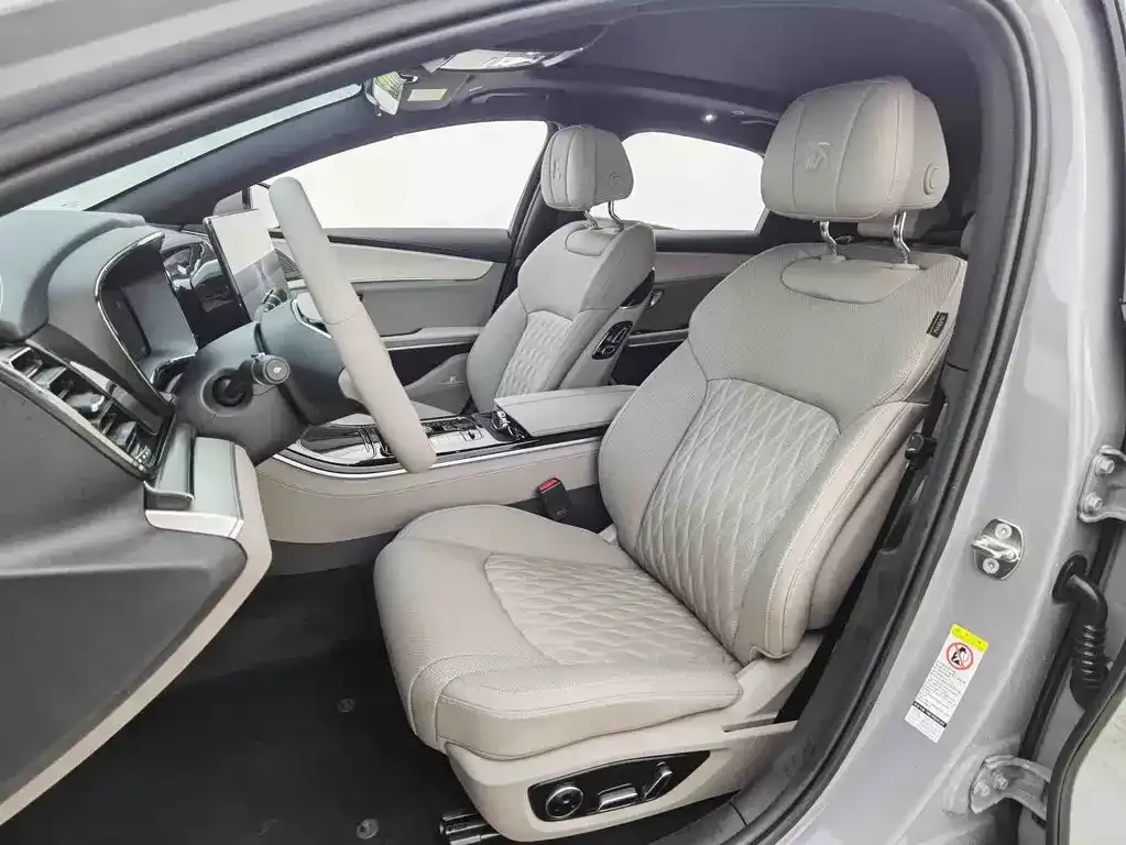 BYD Han 2025 из CN, фото 4