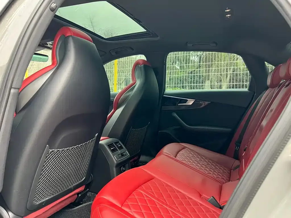 Audi S4 2022 из CN, фото 4
