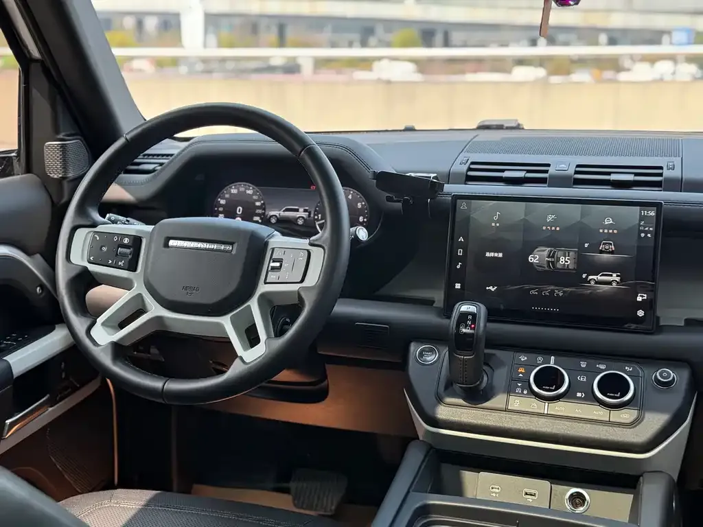 Land Rover Defender — фото 8
