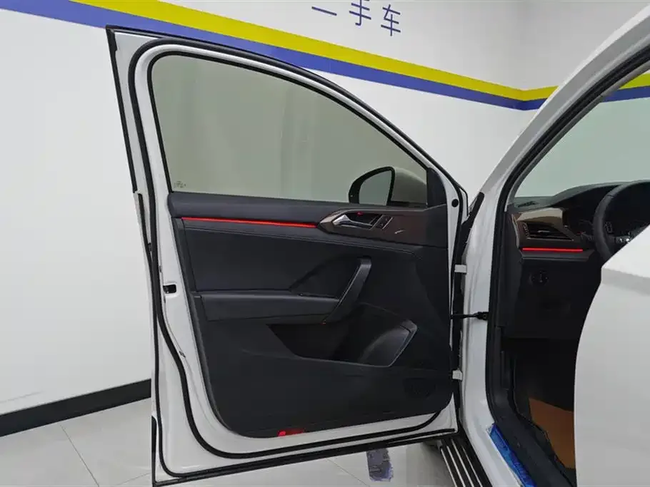 Volkswagen Tharu 2021 из CN, фото 7