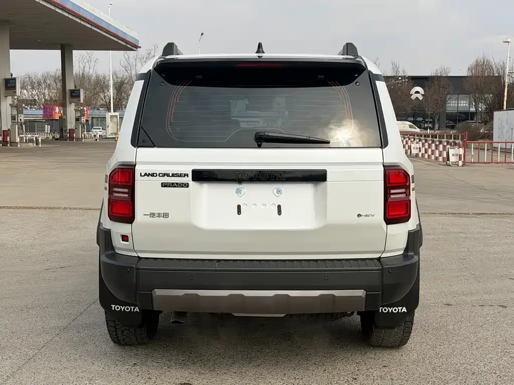 Toyota Prado 2026 из CN, фото 9