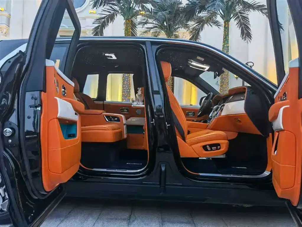 Rolls-Royce Cullinan 2021 из CN, фото 3