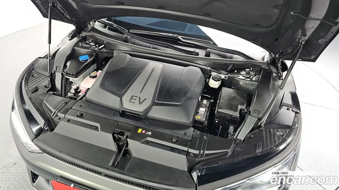 Kia EV6 — фото 7