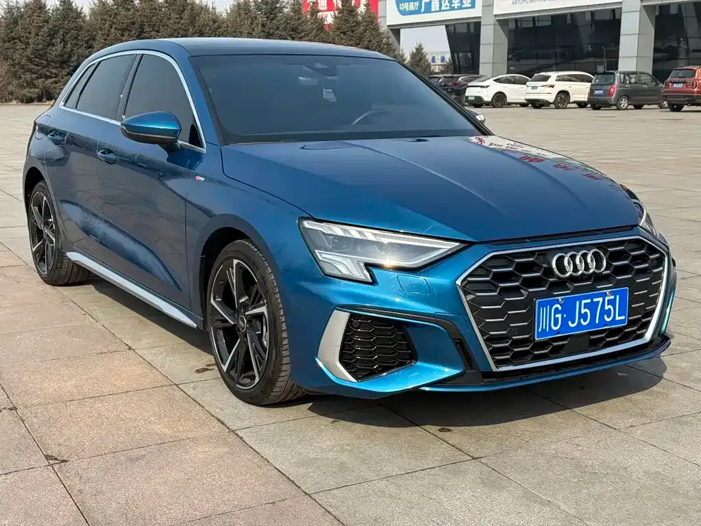 Audi A3 2023 из CN, фото 5