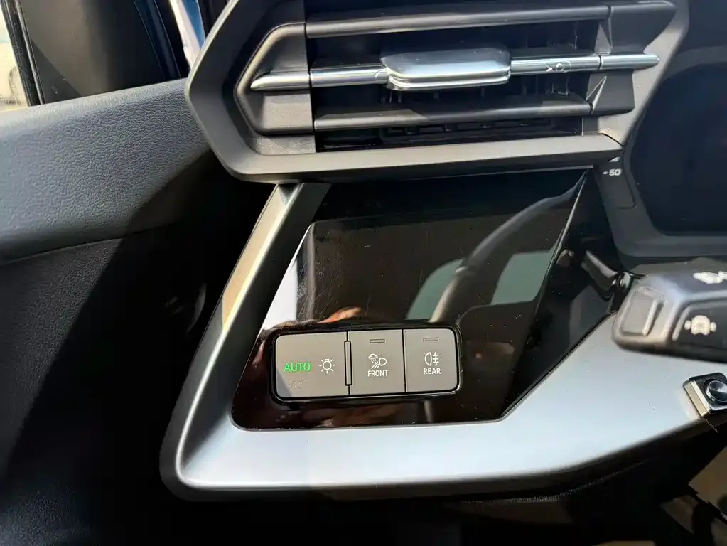 Audi A3 2023 из CN, фото 4