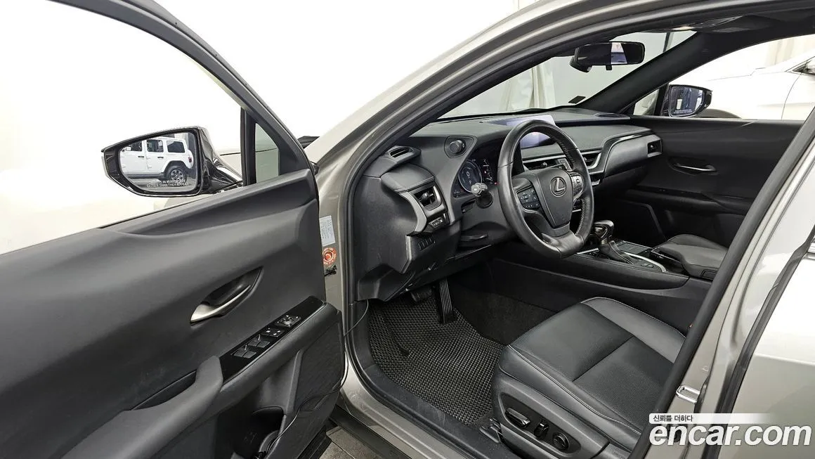 Lexus UX 2021 из KR, фото 8