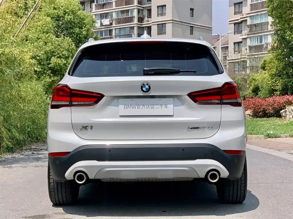 BMW X1 — фото 8
