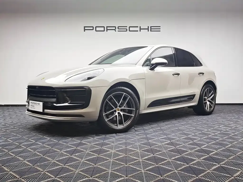 Porsche Macan — фото 1