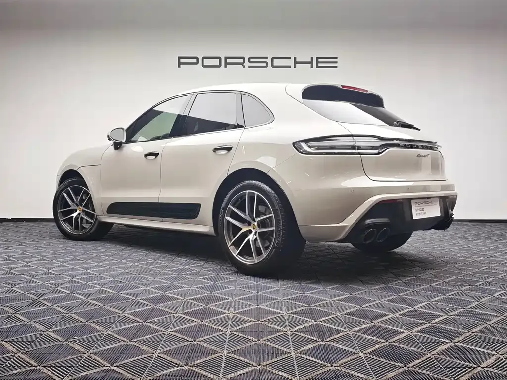 Porsche Macan — фото 5