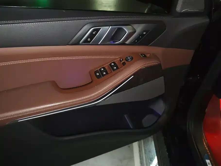 BMW X5 (Import) — фото 10