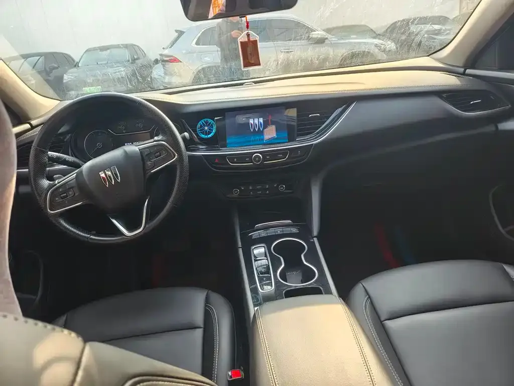 Buick Regal — фото 7