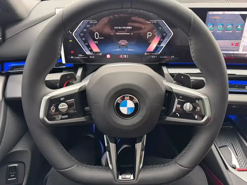 BMW 5 Series 2025 из CN, фото 6