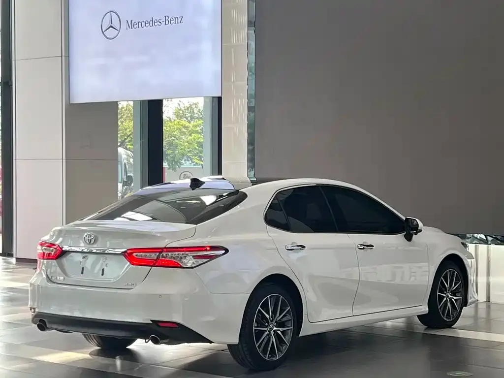 Toyota Camry 2022 из CN, фото 3