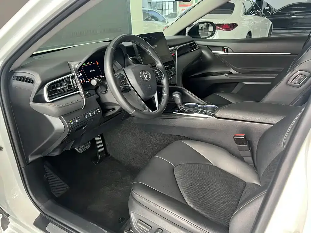 Toyota Camry 2022 из CN, фото 4