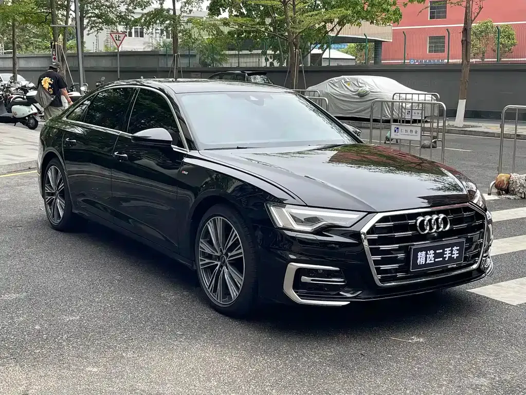 Audi A6L — фото 10